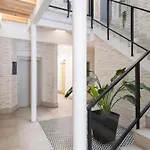 Lola 14 Suite Apartment